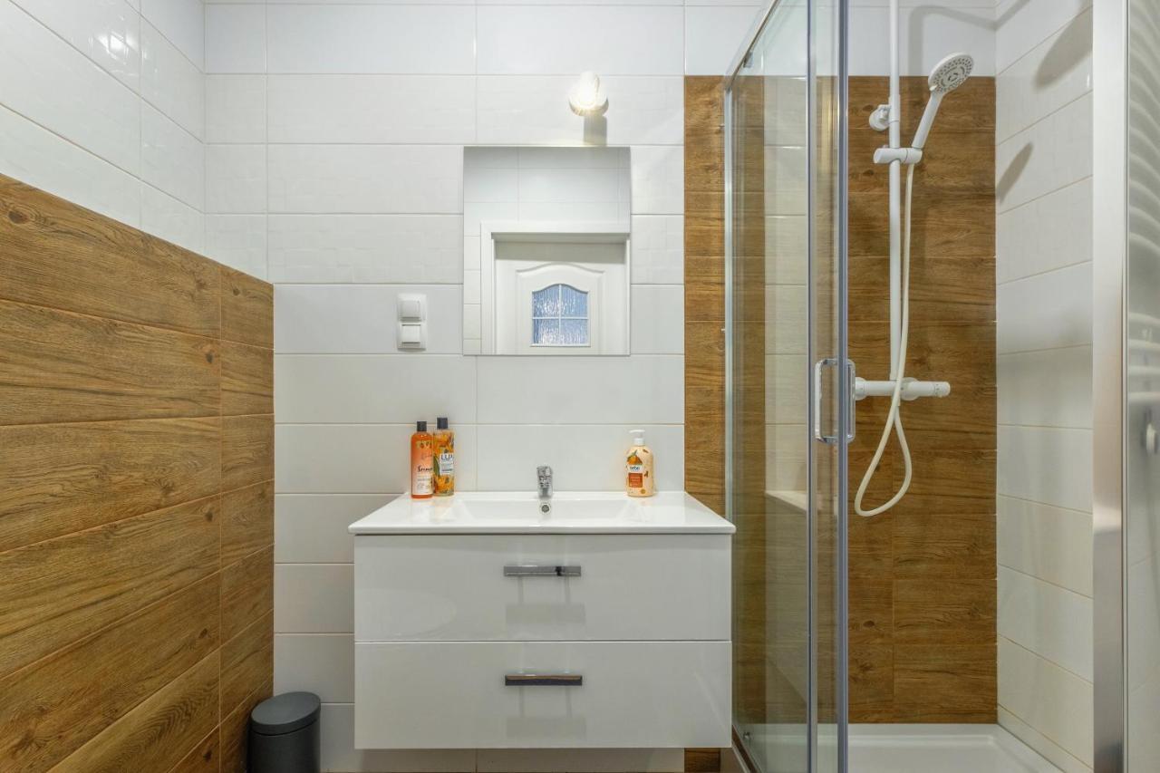 Boho Apartment Janow Z Miejscem Parkingowym Łódź Exterior foto